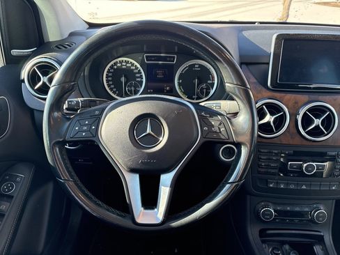 Used 2014 Mercedes-Benz B 250e image 12