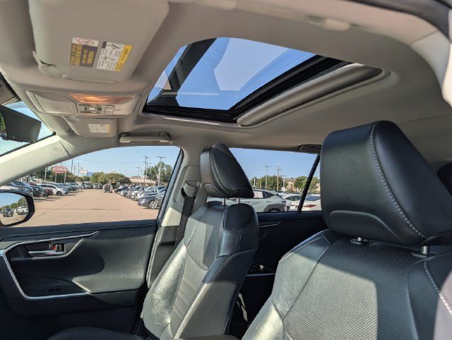 Used 2020 Toyota RAV4 Limited w/ Limited Grade Weather Package AWD/4WD image 26