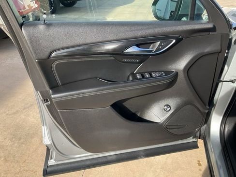 Used 2023 Buick Envision Essence FWD image 5