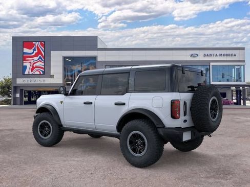 New 2026 Ford Bronco Badlands AWD/4WD image 4