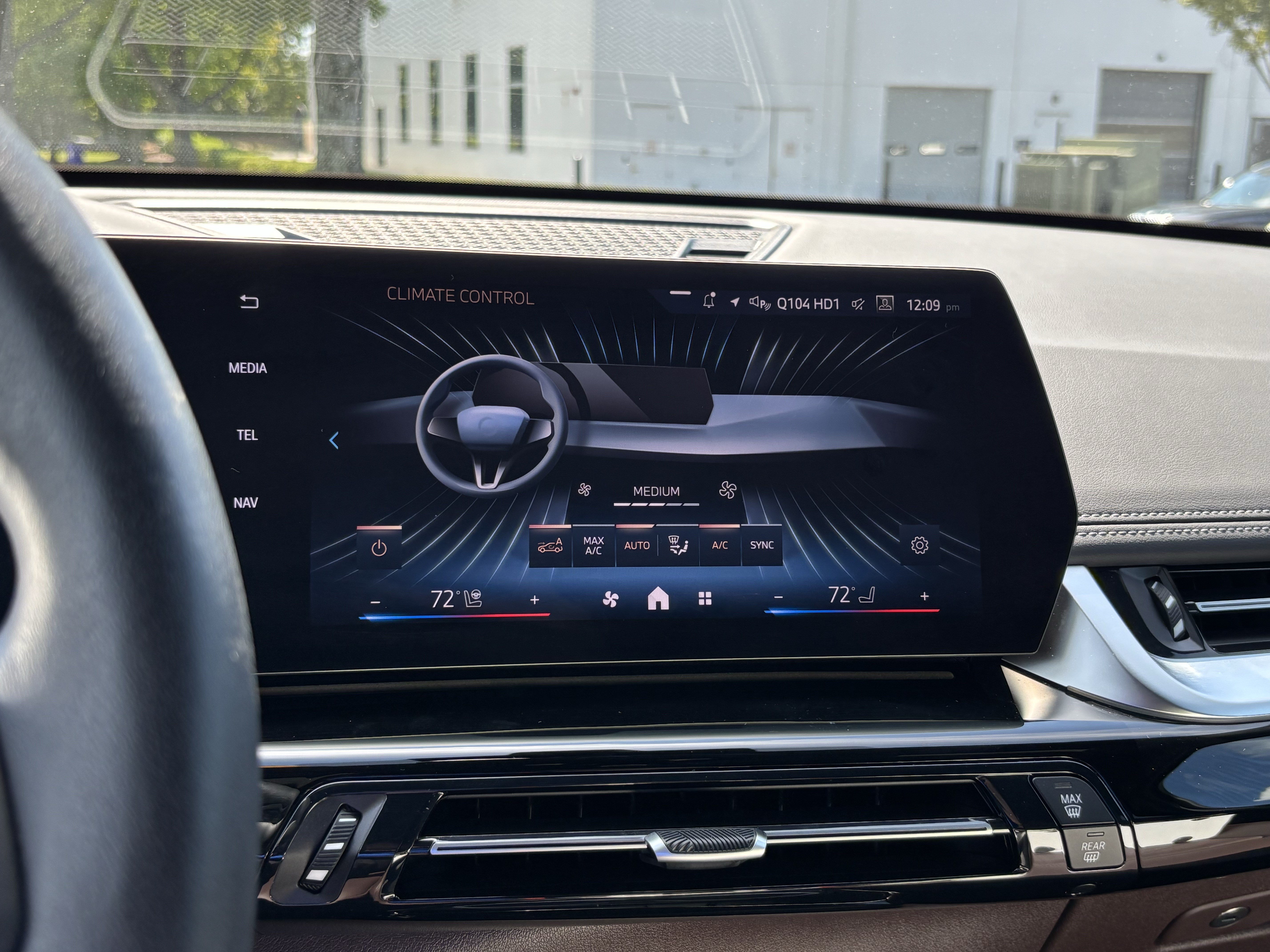 Certified 2025 BMW X1 xDrive28i AWD/4WD image 29