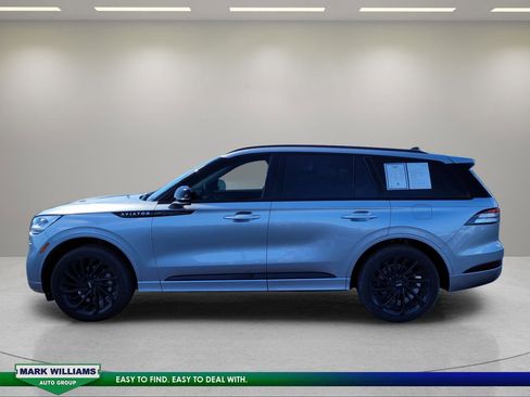 Used 2024 Lincoln Aviator Reserve w/ Equipment Group 201A image 7