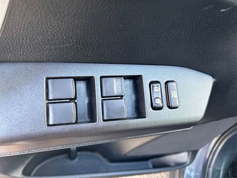 Used 2018 Toyota RAV4 XLE image 35