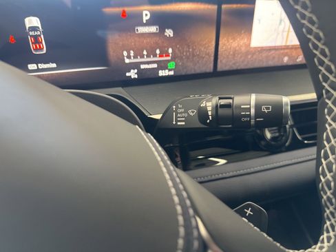 New 2026 INFINITI QX80 4WD image 18