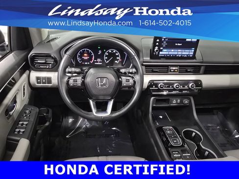 Certified 2024 Honda Pilot Touring image 12
