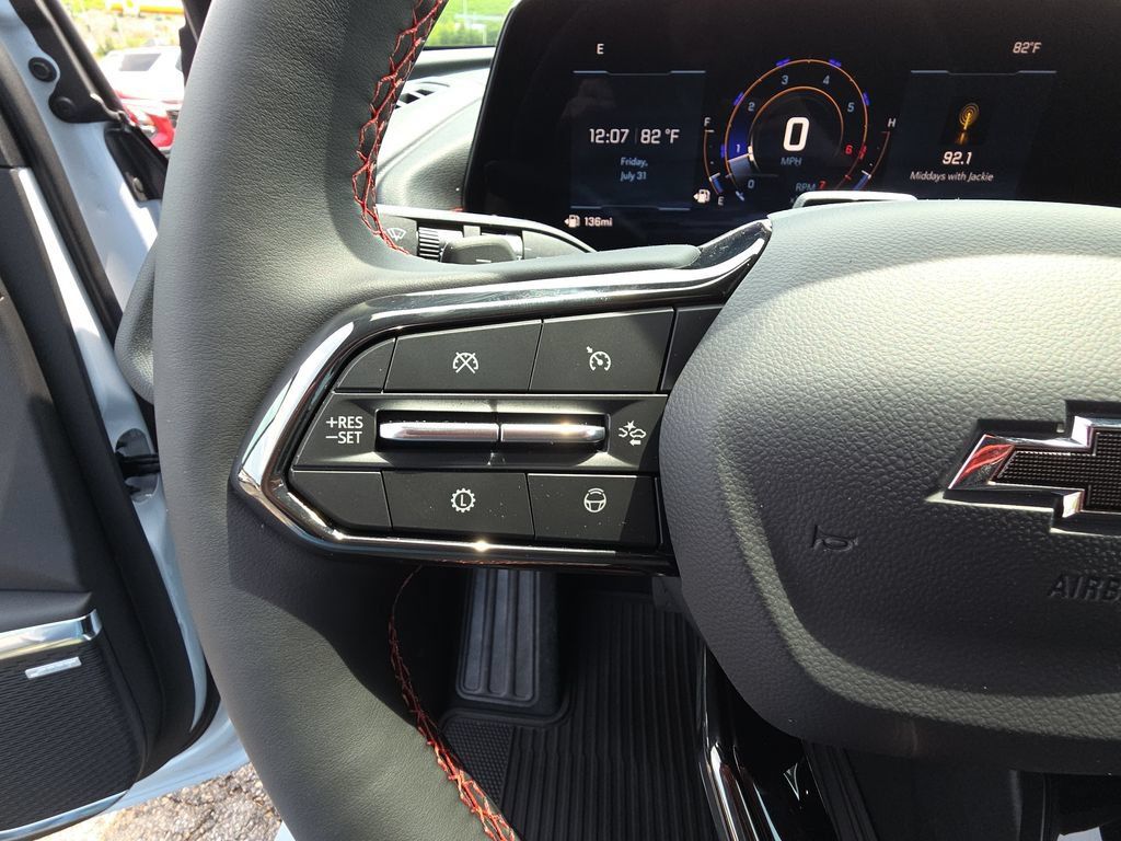 New 2026 Chevrolet Traverse RS FWD image 18