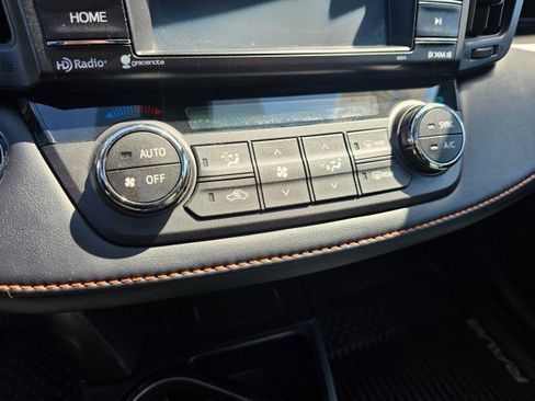 Used 2017 Toyota RAV4 SE w/ Power Extra Value Package image 32