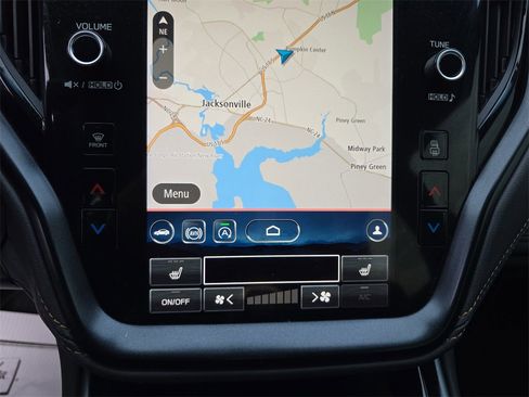 Used 2022 Subaru Outback Wilderness w/ Wilderness Package image 17