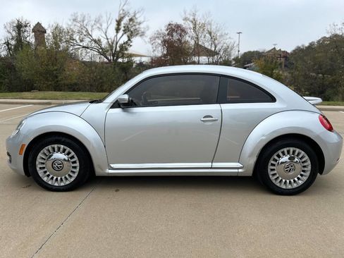 Used 2015 Volkswagen Beetle 1.8T image 9