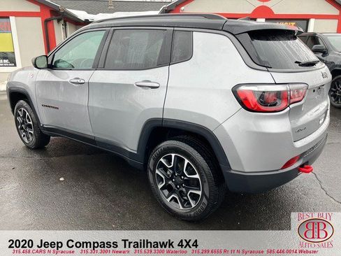 Used 2020 Jeep Compass Trailhawk AWD/4WD image 5