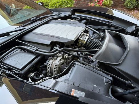 Used 2016 Chevrolet Corvette Stingray Coupe w/ Carbon Flash Badge Package RWD image 66