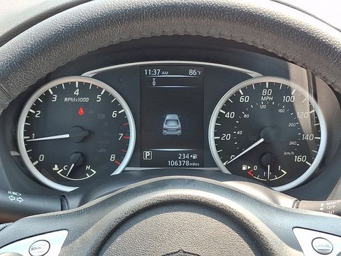 Used 2018 Nissan Sentra SV FWD image 21