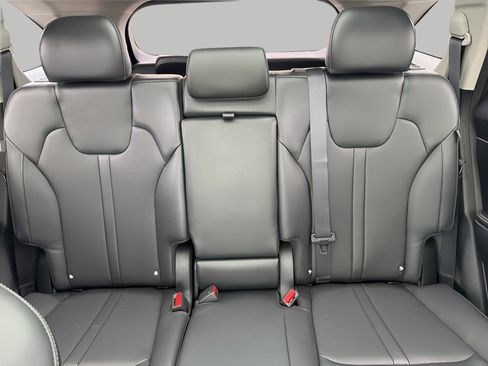 Used 2025 Kia Sorento S w/ Panoramic Sunroof Package AWD/4WD image 25