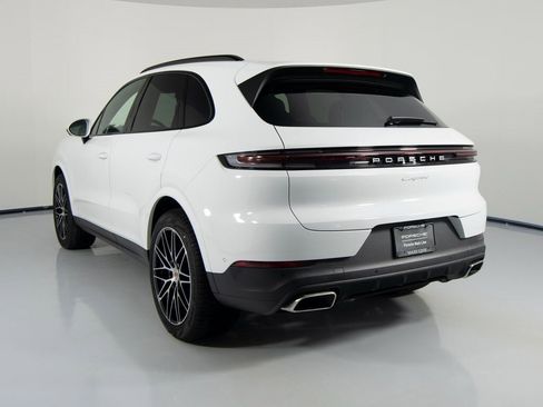 New 2026 Porsche Cayenne image 8
