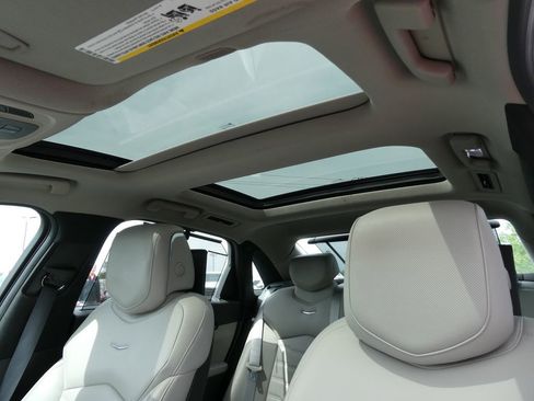 Used 2018 Cadillac CT6 Premium Luxury AWD/4WD image 18