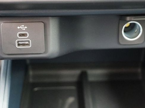 New 2025 Ford Maverick XL w/ Equipment Group 101A image 25