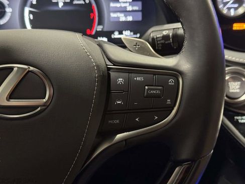 Used 2024 Lexus LS 500 AWD w/ Interior Upgrade Package image 18