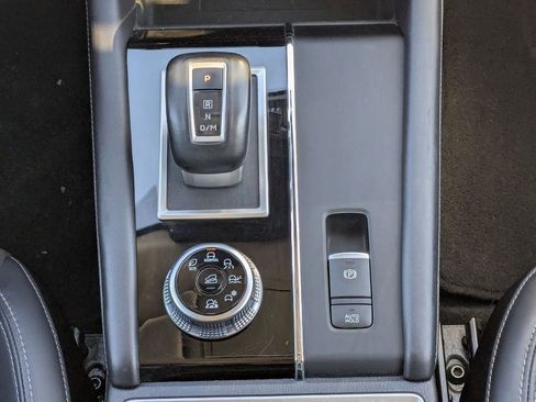 Used 2024 Mitsubishi Outlander SE AWD/4WD image 29