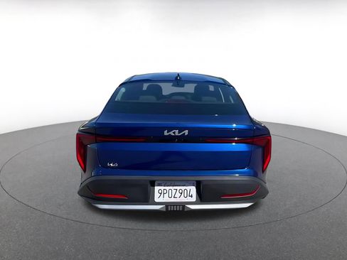 Used 2025 Kia K4 LXS image 12
