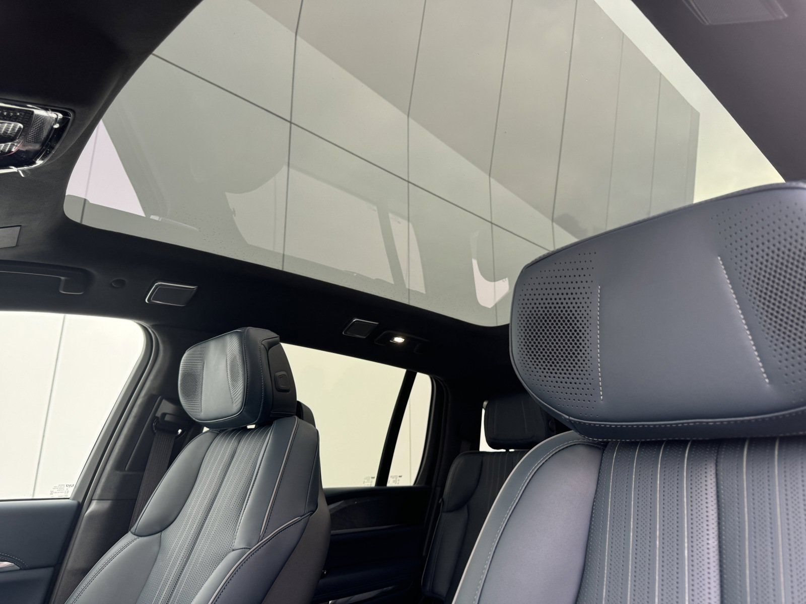 New 2025 Cadillac Escalade IQ Sport 2 AWD/4WD image 15