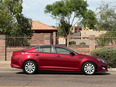 Used 2014 Kia Optima LX image 9