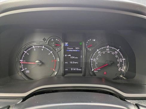 Certified 2021 Toyota 4Runner SR5 Premium w/ Moonroof Package AWD/4WD image 11