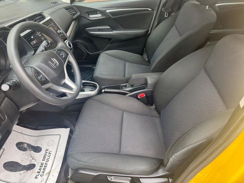 Used 2019 Honda Fit LX image 5
