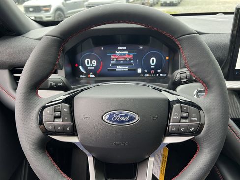 New 2026 Ford Explorer ST-Line w/ ST-Line Street Pack AWD/4WD image 16