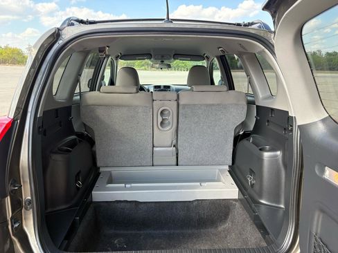 Used 2010 Toyota RAV4 2WD image 14
