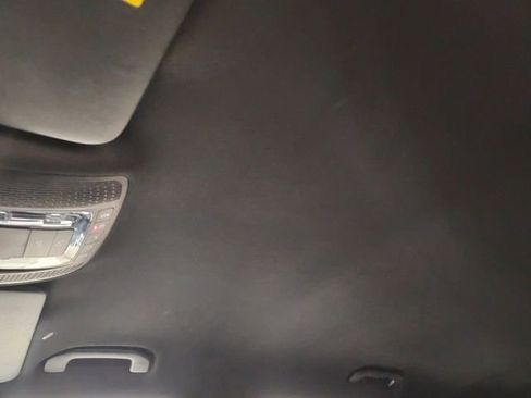 Used 2025 Mercedes-Benz GLB 250 image 25