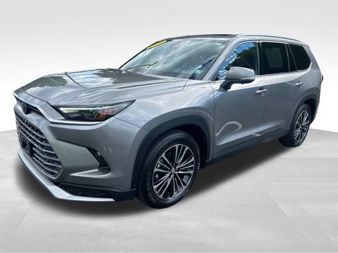 Certified 2025 Toyota Grand Highlander AWD Hybrid image 1