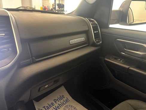 Used 2025 RAM 1500 Big Horn AWD/4WD image 38
