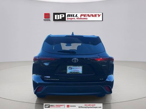 New 2026 Toyota Highlander XLE image 4