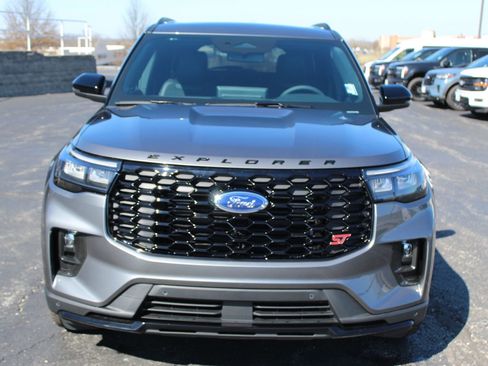 New 2026 Ford Explorer ST w/ Sun And Sound Package AWD/4WD image 10