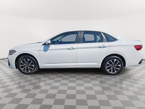 Used 2022 Volkswagen Jetta S image 8