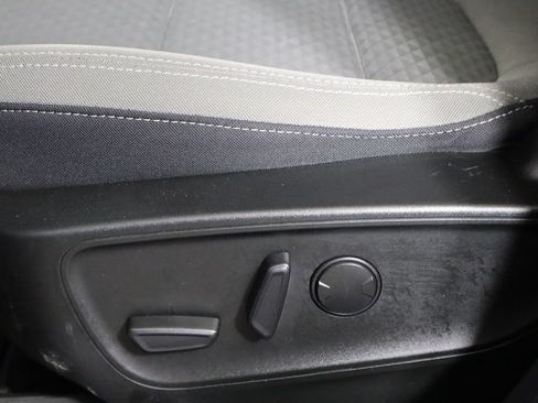 Used 2022 Ford Escape SE w/ Convenience Package FWD image 17