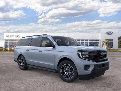 New 2026 Ford Expedition Max Active RWD image 7
