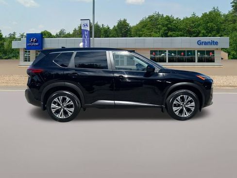 Used 2023 Nissan Rogue SV AWD/4WD image 5