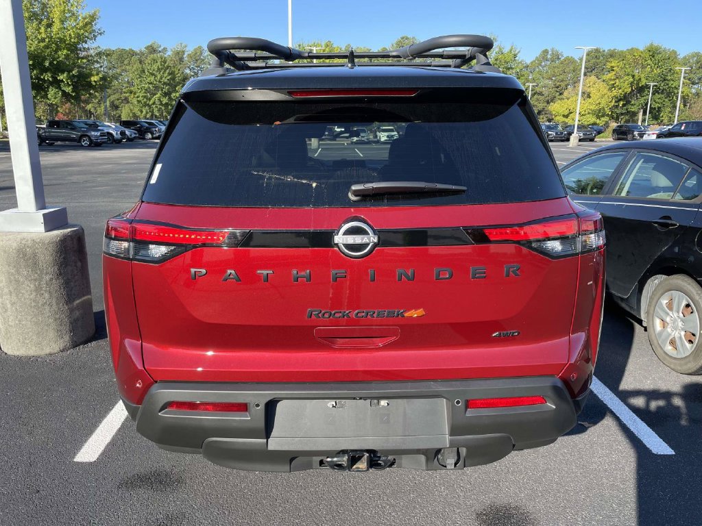 Used 2023 Nissan Pathfinder Rock Creek AWD/4WD image 6