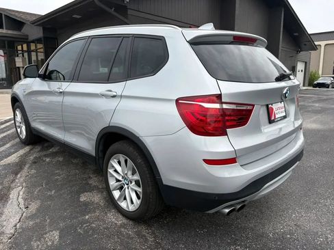 Used 2017 BMW X3 xDrive28i AWD/4WD image 3