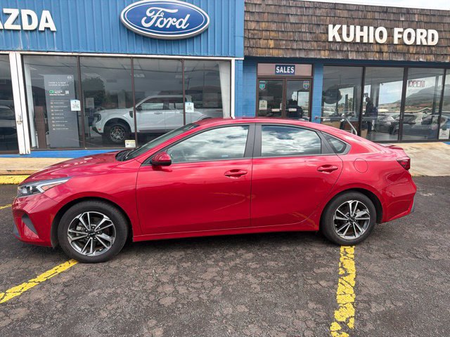 Used 2023 Kia Forte LXS FWD image 2