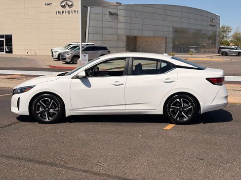 Certified 2024 Nissan Sentra SV FWD image 3