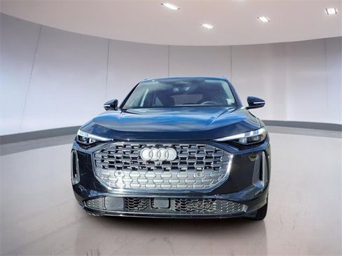 Used 2025 Audi Q5 Premium Plus w/ Premium Plus image 6