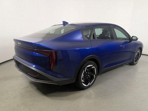 New 2025 Kia K4 EX image 7