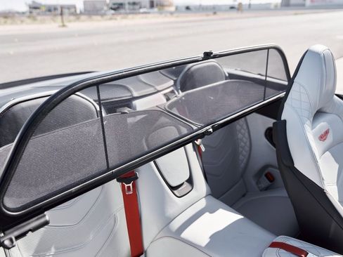 Used 2023 Aston Martin DBS Volante image 47