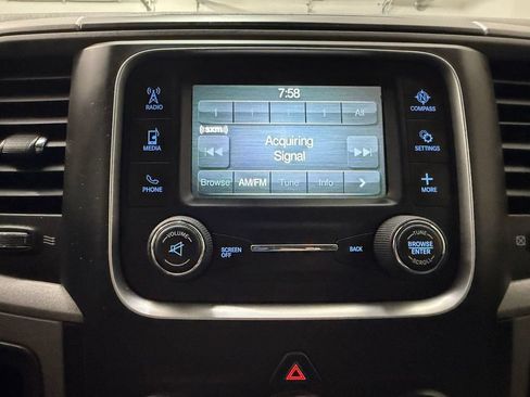 Used 2018 RAM 2500 Tradesman w/ Chrome Appearance Group AWD/4WD image 17