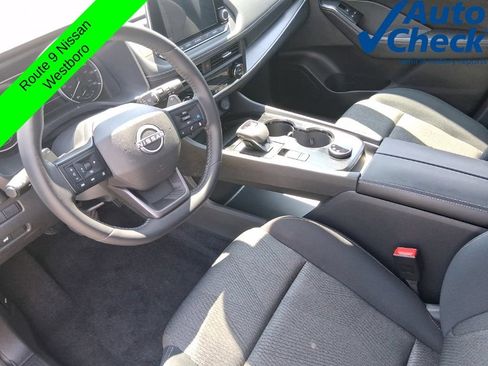 Used 2026 Nissan Rogue SV AWD/4WD image 18