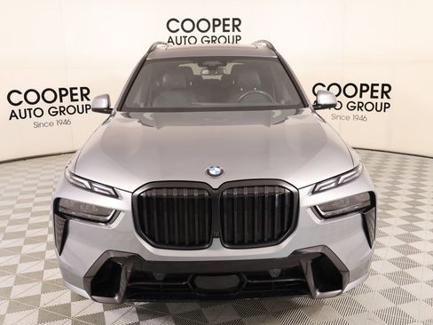 Used 2023 BMW X7 xDrive40i w/ M Sport Package image 10