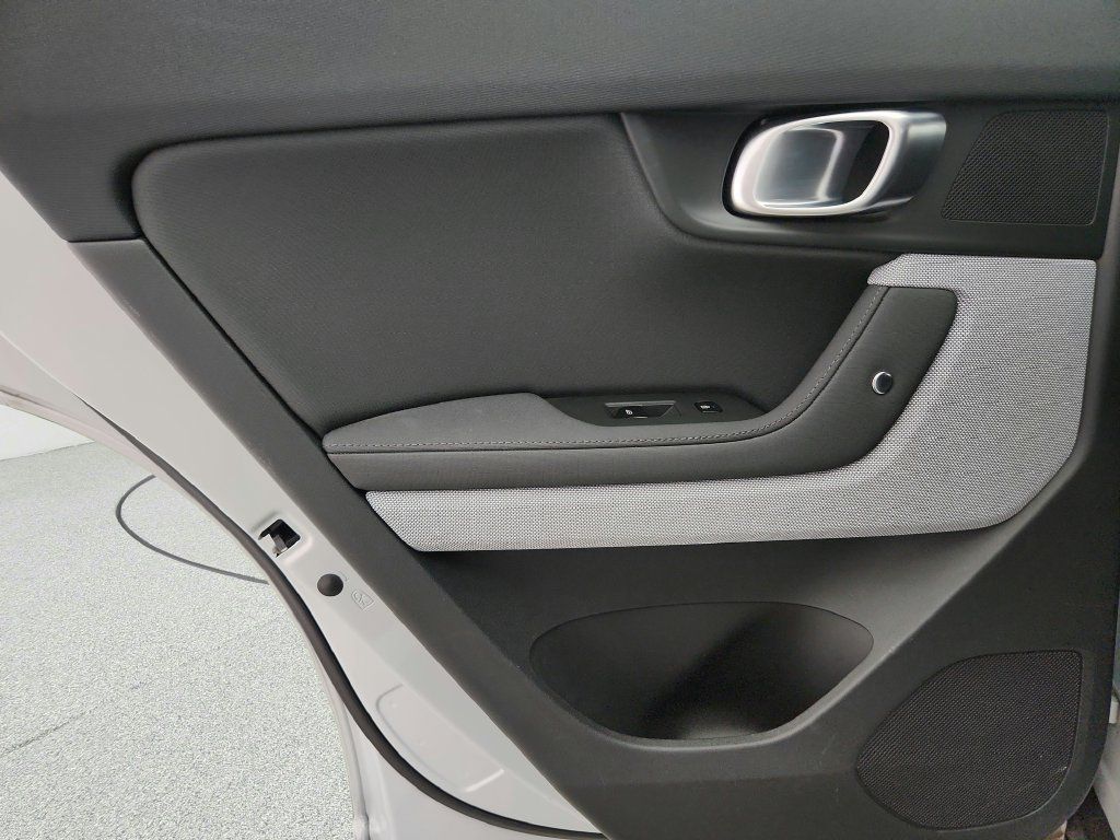 Used 2024 Polestar Polestar 2 AWD/4WD image 23