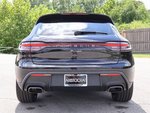 New 2026 Porsche Macan image 7